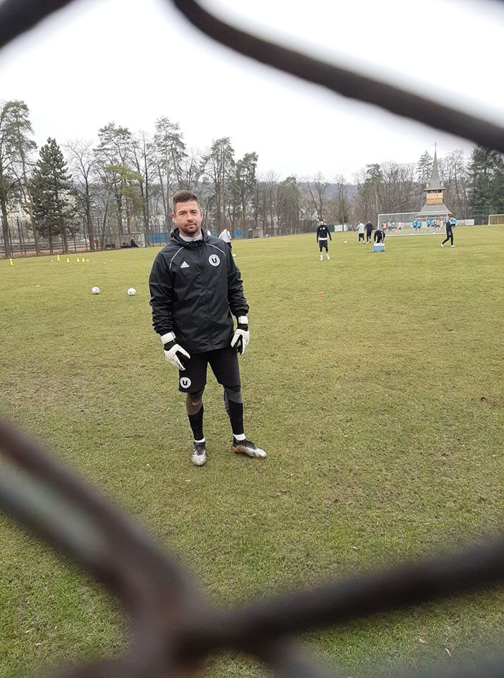 Cosmin Vâtcă a semnat cu Universitatea